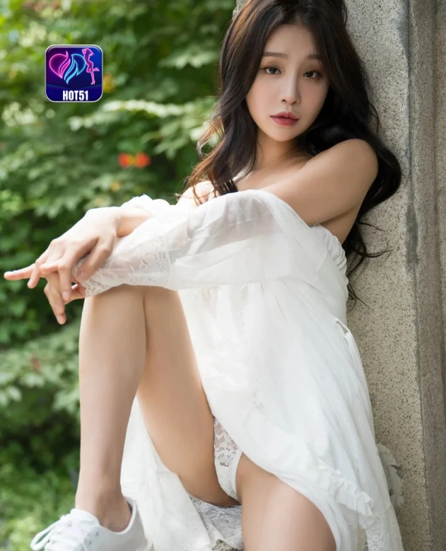 Quynh HOT51