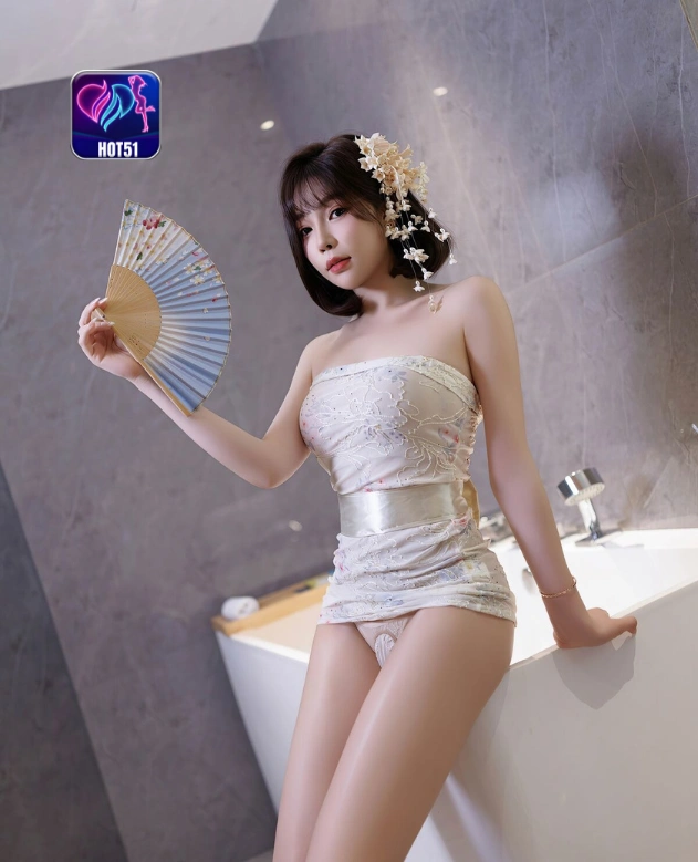 Xu Li Zhi Booty HOT51