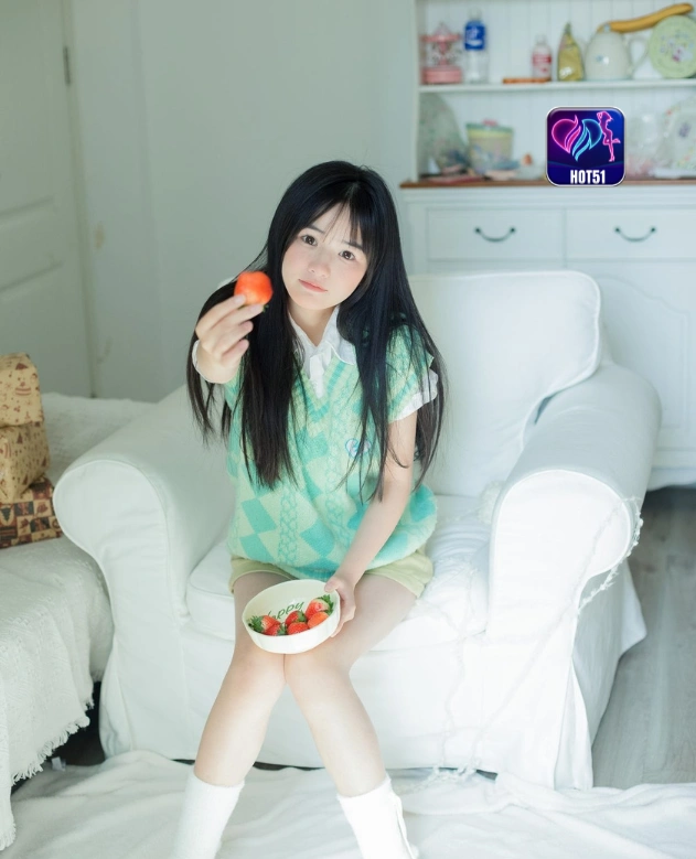Xiao Yi Mei Mei Cute